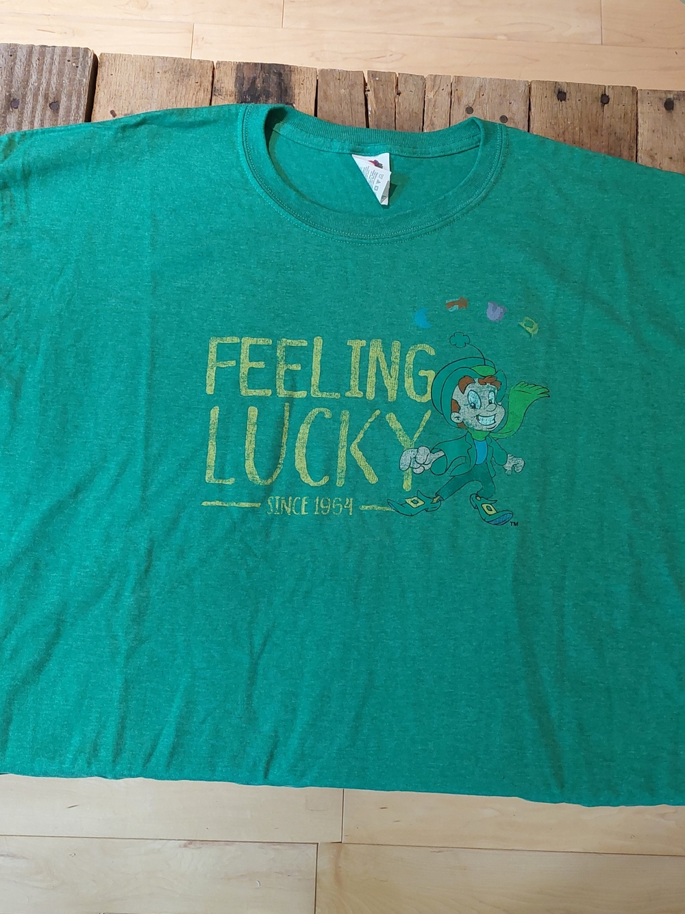 Fruit of the Loom Green "Feeling Lucky" Lucky Charms Tee XL